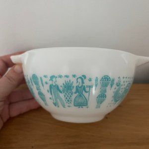 Vintage Pyrex Amish Butterprint Cinderella Nesting Bowl #441 1.5 Pint